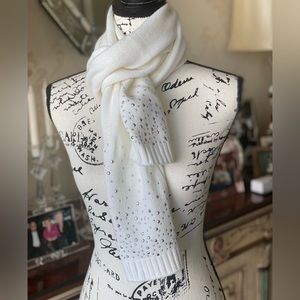WHITE KNIT SCARF BY MIXIT